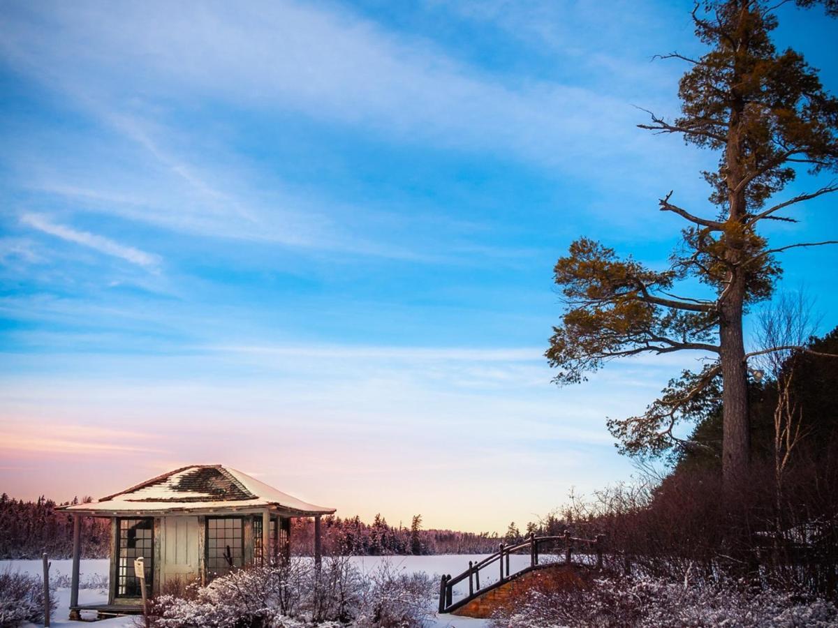 Guest house White Pine Camp *
