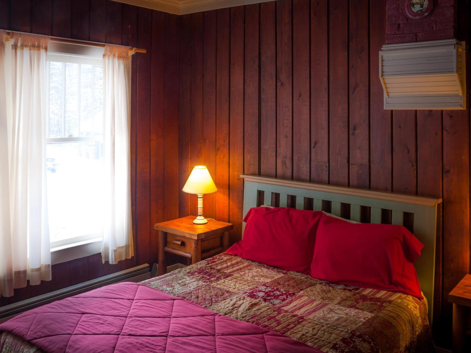 Gasthof White Pine Camp *